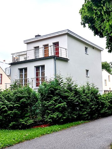 französische Balköne und große Terrasse